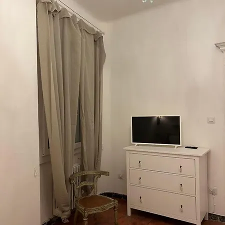 Piazza Grande Apartment *